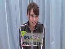 【MM号】[マジックミラー号スポーツ少女がいきなり捕まる！巨乳女子大生のアソコをペニスでピストン！[素人ナンパ。］