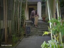 【MM号】  マジックミラー号マッサージ店：俺の隣でスレンダー美少女が寝取られているのに、巨乳お姉さんのスゴ技に抗えず生ハメしちゃった。三谷茜 倉木しおり