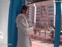 【MM号】[モザイク破壊佐々木亜希 36歳人妻 マジックミラー号でナンパ待ち